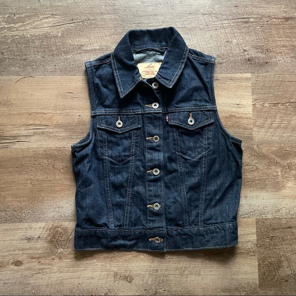 Levi’s Denim Trucker Vest